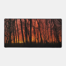 Firey Sunset Forest Schreibtischunterlage
