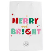 Firmenlogo Merry & Bright Farbige Typografie Mittlere Geschenktüte (Vorderseite)