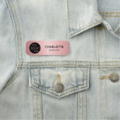 Firmenlogo Moderne Rose Gold Mitarbeiter Namensschild (Beispiel)