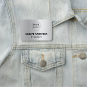 Firmenlogo Professioneller Mitarbeiter Faux Silber Namensschild (Beispiel)