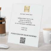 Firmenlogo qcode Online-Buchung Markenfarbe Sockelschild (In Situ)