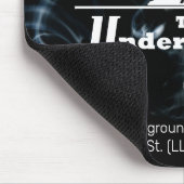 Firmenlogo und Infos mit schwarzem Rauch-Hintergru Mousepad (Ecke)