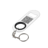 Firmenlogo und QR-Code Schlüsselanhänger Flaschenö Mini Flaschenöffner (Rückseite Schrägansicht)