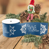Firmenlogos und Schneeflocken, Geschenke mit blaue Ripsband