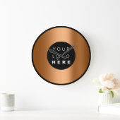 Firmenminimalismus Kundenspezifisches Logo für Kup Große Wanduhr (Zuhause)