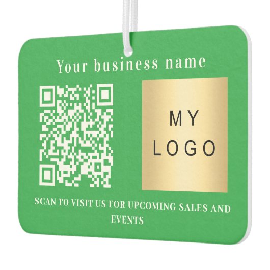 Firmenname hellgrünes Logo qcode Autolufterfrischer (Links)