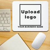 Firmenname und Logo auf der Maus Mousepad