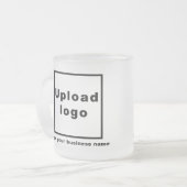 Firmenname und Logo auf der Tasse von Glas (Vorderseite Links)