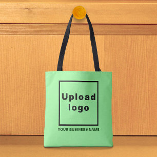 Firmenname und Logo auf hellgrüner Tragetasche Tasche
