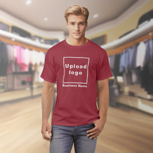 Firmenname und Logo auf Maroon T - Shirt