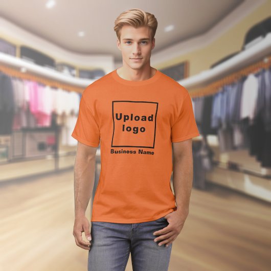 Firmenname und Logo auf Orange T - Shirt