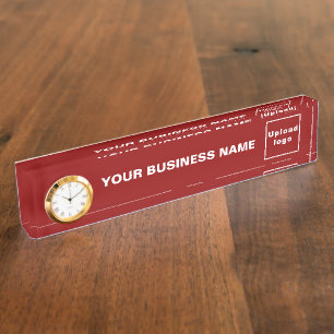 Firmenname und Logo auf Red Acrylic mit Clock Namensplakette