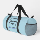 Firmenname und Logo auf Small Light Blue Duffle Bag (Rechte Ecke)