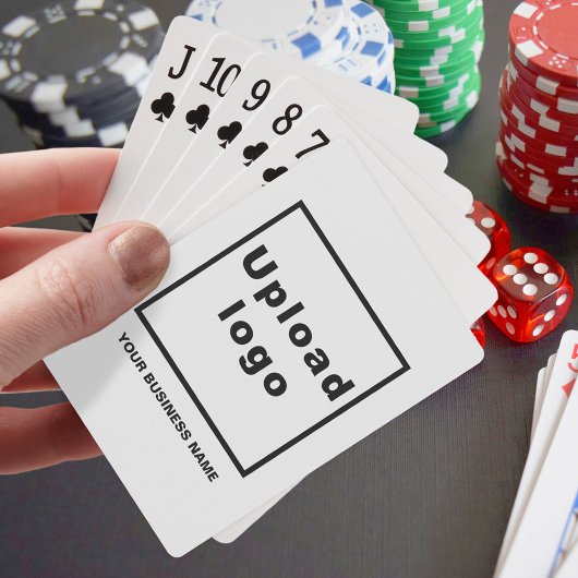 Firmenname und Logo beim Spielen von Karten Spielkarten