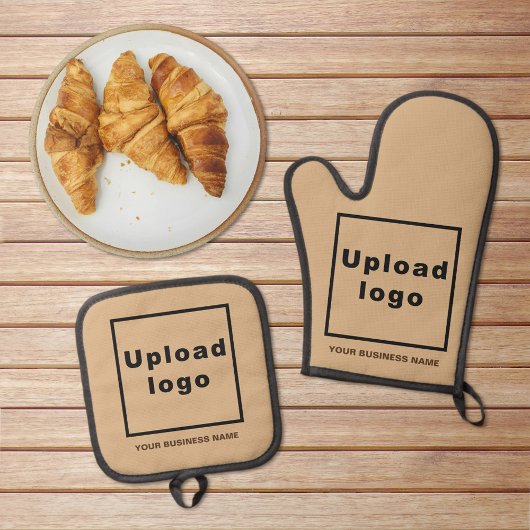 Firmenname und Logo in hellbraun Ofenhandschuh & Topflappen-Set