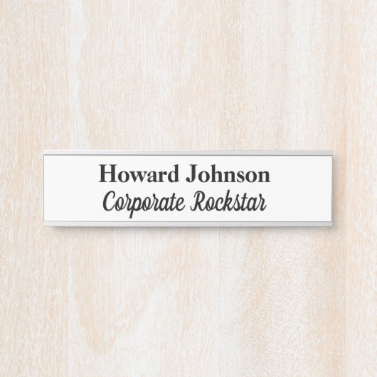 Firmenzeichen Rockstar mit Namensschild (Vorderseite )