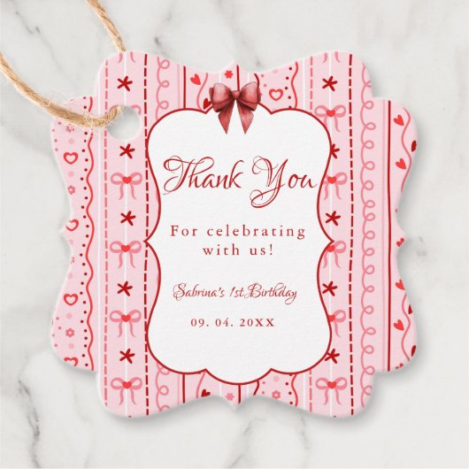 First Birthday valentine baby birthday party Geschenkanhänger (Vorderseite)
