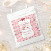 First Birthday valentine baby birthday party Geschenktütchen (Ausgeschnitten)