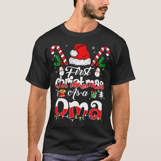 First Christmas As A Oma Family Matching T-Shirt (Vorderseite)