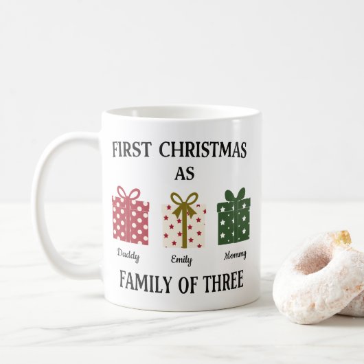 First Christmas as Family of Three Gift Kaffeetasse (Mit Donut)