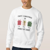 First Christmas as Family of Three Gift Sweatshirt (Vorderseite)