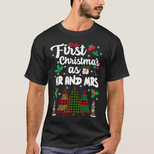 First Christmas As Mr And Mrs  Xmas Mr And Mrs 202 T-Shirt (Vorderseite)