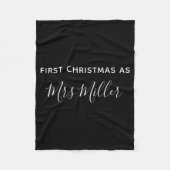 First Christmas As Mrs D Name Fleecedecke (Vorderseite)