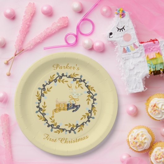 First Christmas Deer with Wreath Soft Yellow  Pappteller (Party)