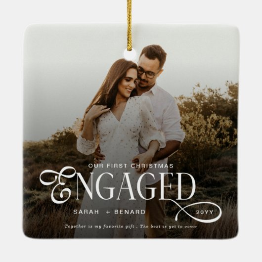 First Christmas Engaged Chic Couples Photo Keramikornament (Rückseite)