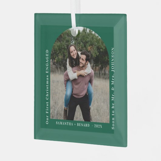 First Christmas Engaged Couples Photo Arch Ornament Aus Glas (Vorderseite links)