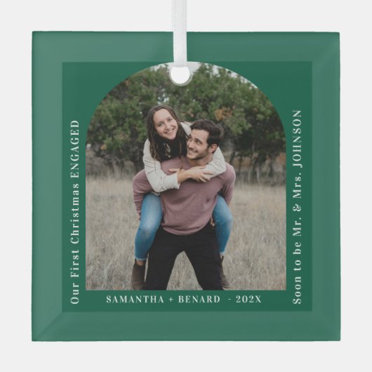 First Christmas Engaged Couples Photo Arch Ornament Aus Glas (Vorderseite)