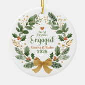 First Christmas Engaged Customizable Photo Keramik Ornament (Vorne)