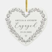 First Christmas Engaged Floral Botanical  Wreath Keramik Ornament (Vorne)