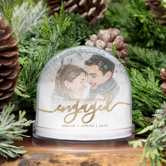 First Christmas Engaged Photo Gold Script Schneekugeln (Winter)