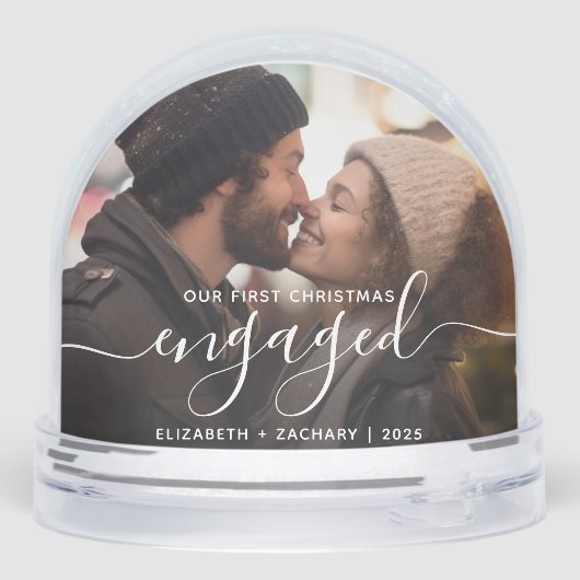First Christmas Engaged Photo White Script Schneekugeln (Rückseite)