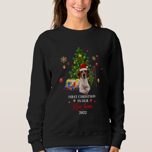 First Christmas In Our New Home Xmas Beagle Dog Sweatshirt (Vorderseite)