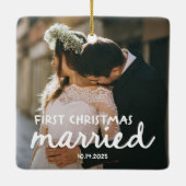 First Christmas Married | Hand-Drawn Lettering Keramikornament (Rückseite)