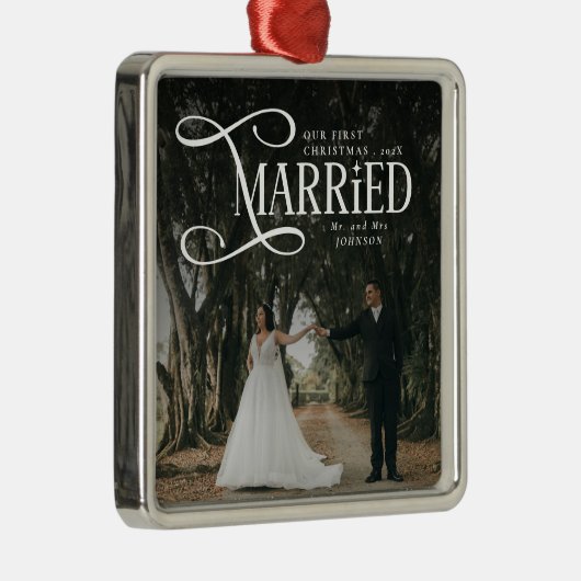First Christmas Married Mr & Mrs Couples Photo Ornament Aus Metall (Rechts)