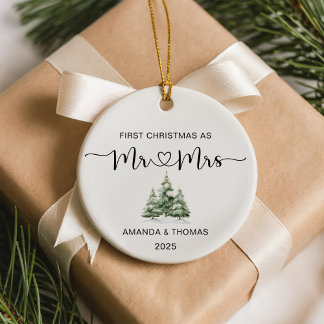 First Christmas Mr and Mrs Wedding Keramik Ornament