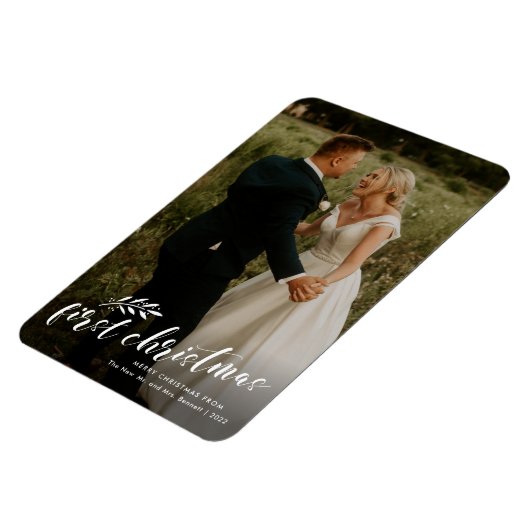First Christmas Script Wedding Foto Holiday Card Magnet (Linke Seite)