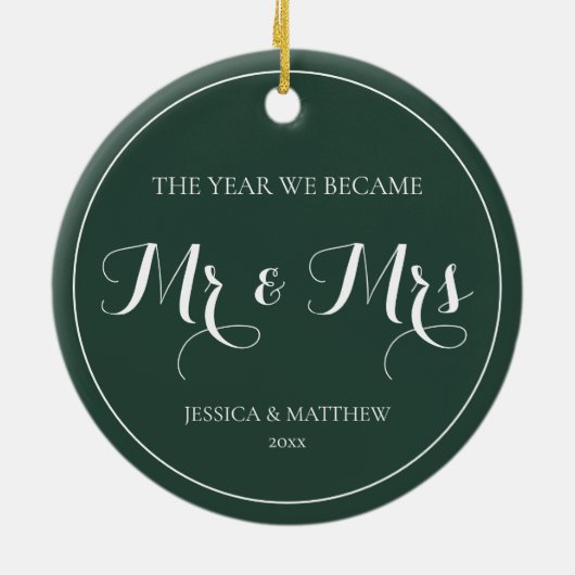 First Christmas Verheiratet Simple Elegant Mr. and Keramik Ornament (Hinten)