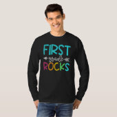First Grade Rocks  Team 1st Grade Teacher 2 T-Shirt (Vorne ganz)