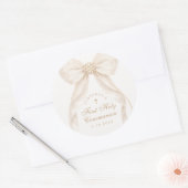 First Holly Communion Gold Cross Ivory Bow Runder Aufkleber (Umschlag)