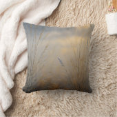 First Light Kin Becoming Throw Pillow Kissen (Decke)