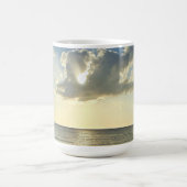 First Light on the Water Kaffeetasse (Mittel)