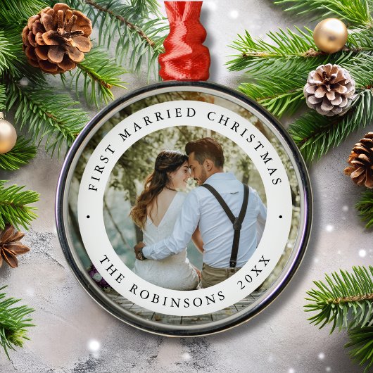 First Married Christmas with Custom Photo Ornament Aus Metall