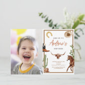 First Rodeo Modern Southern Cowboy Foto Geburtstag Einladung (Stehend Vorderseite)