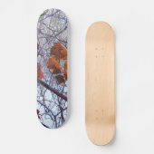 First Snow Winter Tarnung Style Skateboard (Vorderseite)