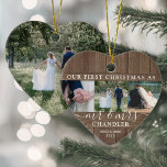 First Xmas Mr. & Mrs. 4 Foto Rustikale Imitate Hol Keramik Ornament<br><div class="desc">Feiern Sie einen fröhlichen 1. Urlaub als verheiratetes Paar mit einer maßgeschneiderten 4-Foto-Collage "Unser erstes Weihnachtsfest als Mr. & Mrs." herzförmige Imitate Keramik aus Holz. Alle Texte und Bilder auf dieser Vorlage sind einfach zu personalisieren. (IMAGE PLACEMENT TIP: Eine einfache Möglichkeit, ein Foto genau so zu zentrieren, wie Sie es...</div>