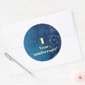First Year Anniversary Bond & Seal Sparkling Blue  Runder Aufkleber (Umschlag)